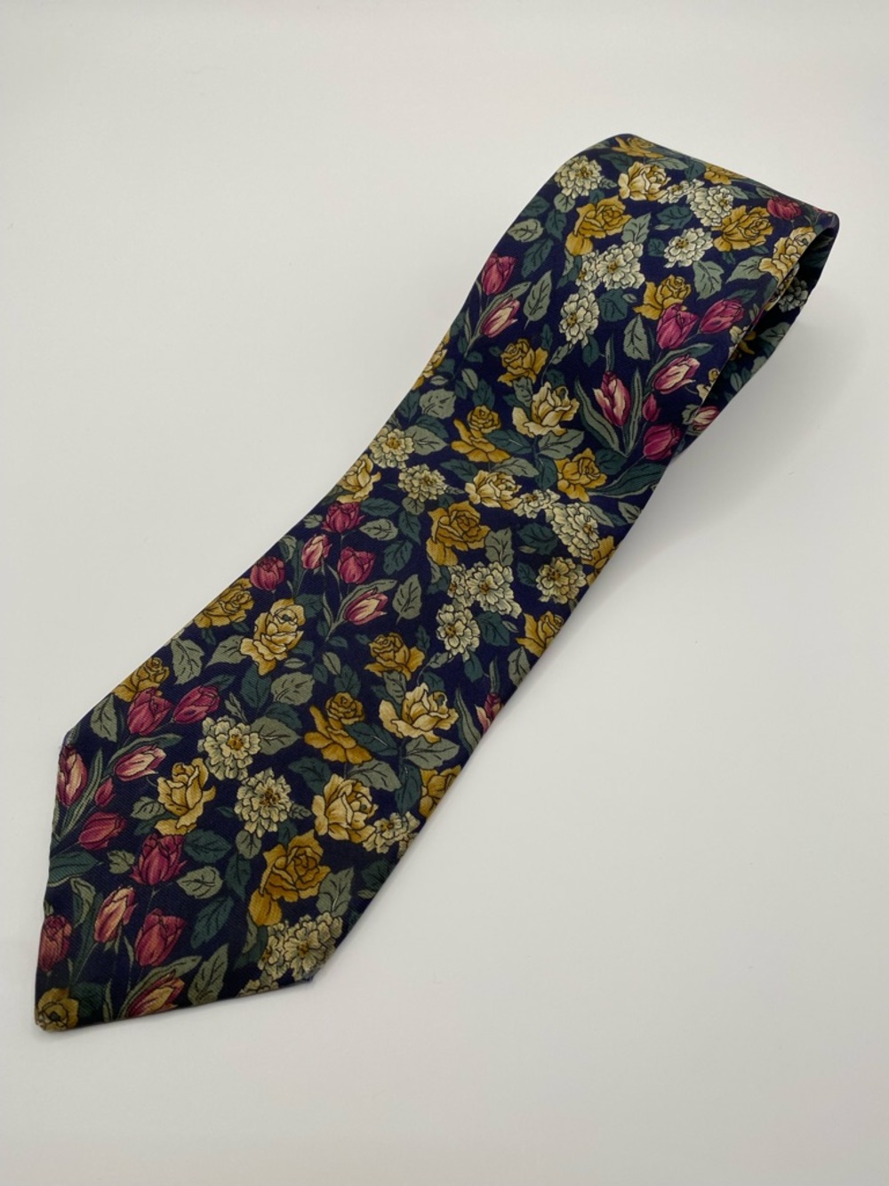 Lands' End Navy Floral Silk Tie with Yellow, White & Pink Blooms 62830